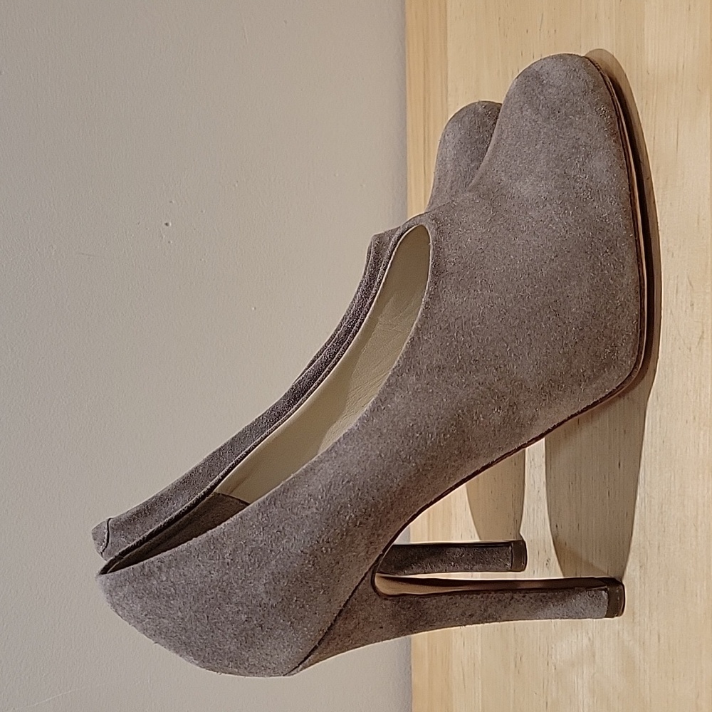 Chloe Taupe Suede Leather Heels - Picture 4 of 15